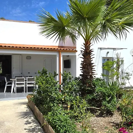 The House On The Seashore Villa *